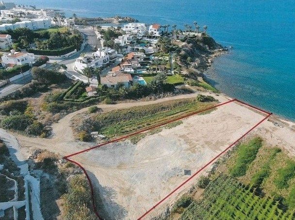 House in Kissonerga, Cyprus, 990 m² - picture 1