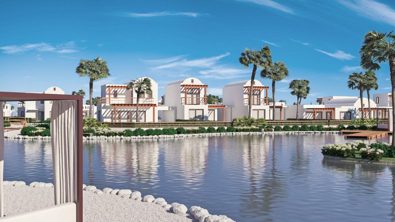 House in Larnaca, Cyprus - picture 1