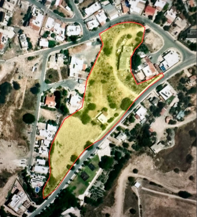 Land in Kouklia, Cyprus, 12 041 m² - picture 1
