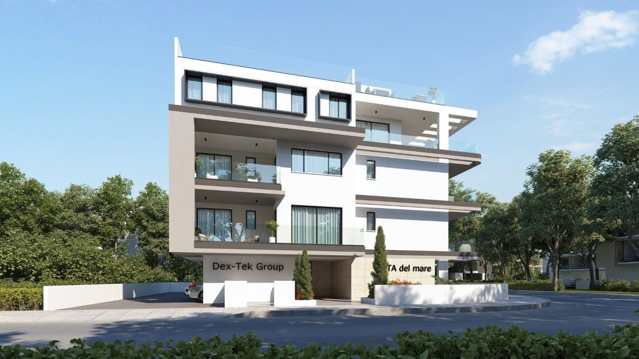 Apartment in Larnaca, Cyprus - picture 1