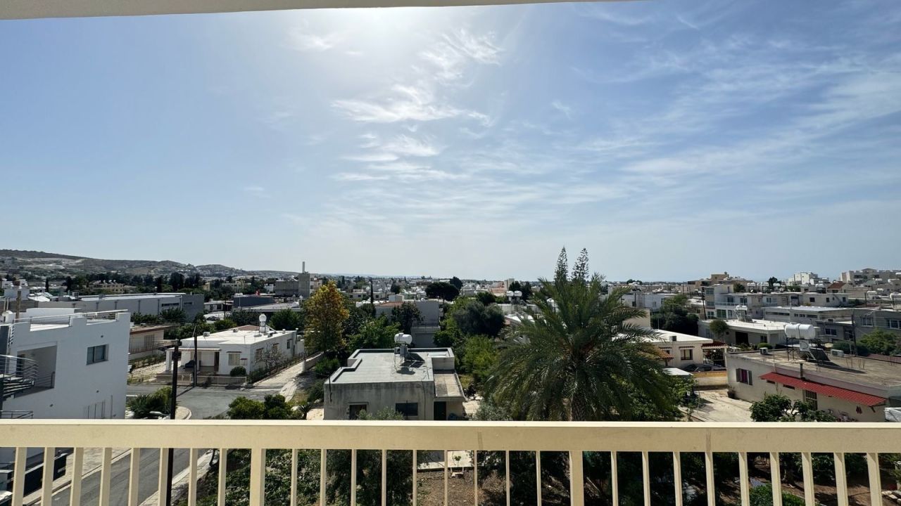 Apartment in Geroskipou, Cyprus, 76 m² - picture 4