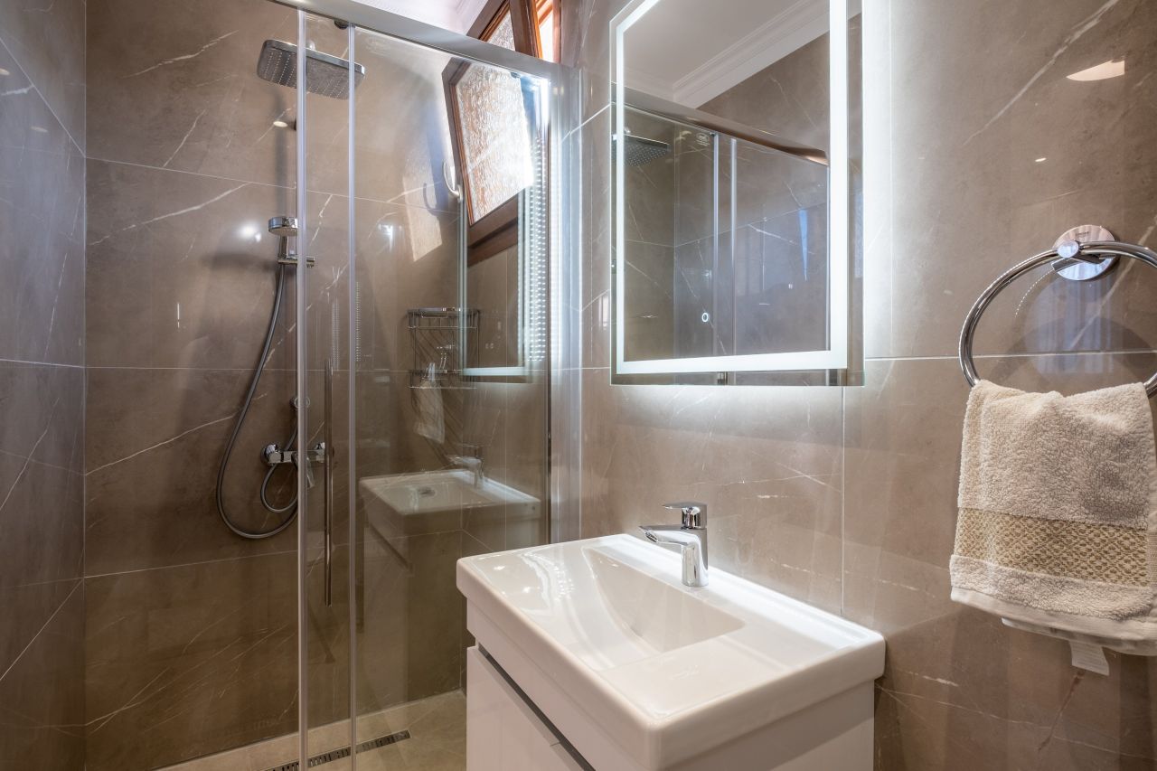 House in Mouttagiaka, Cyprus - picture 4