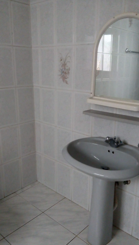 Commercial apartment building in Limassol, Cyprus, 242 m² - picture 7