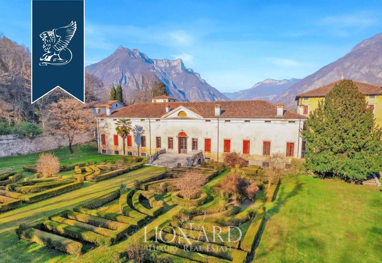 Villa in Vicenza, Italy, 3 000 m² - picture 1