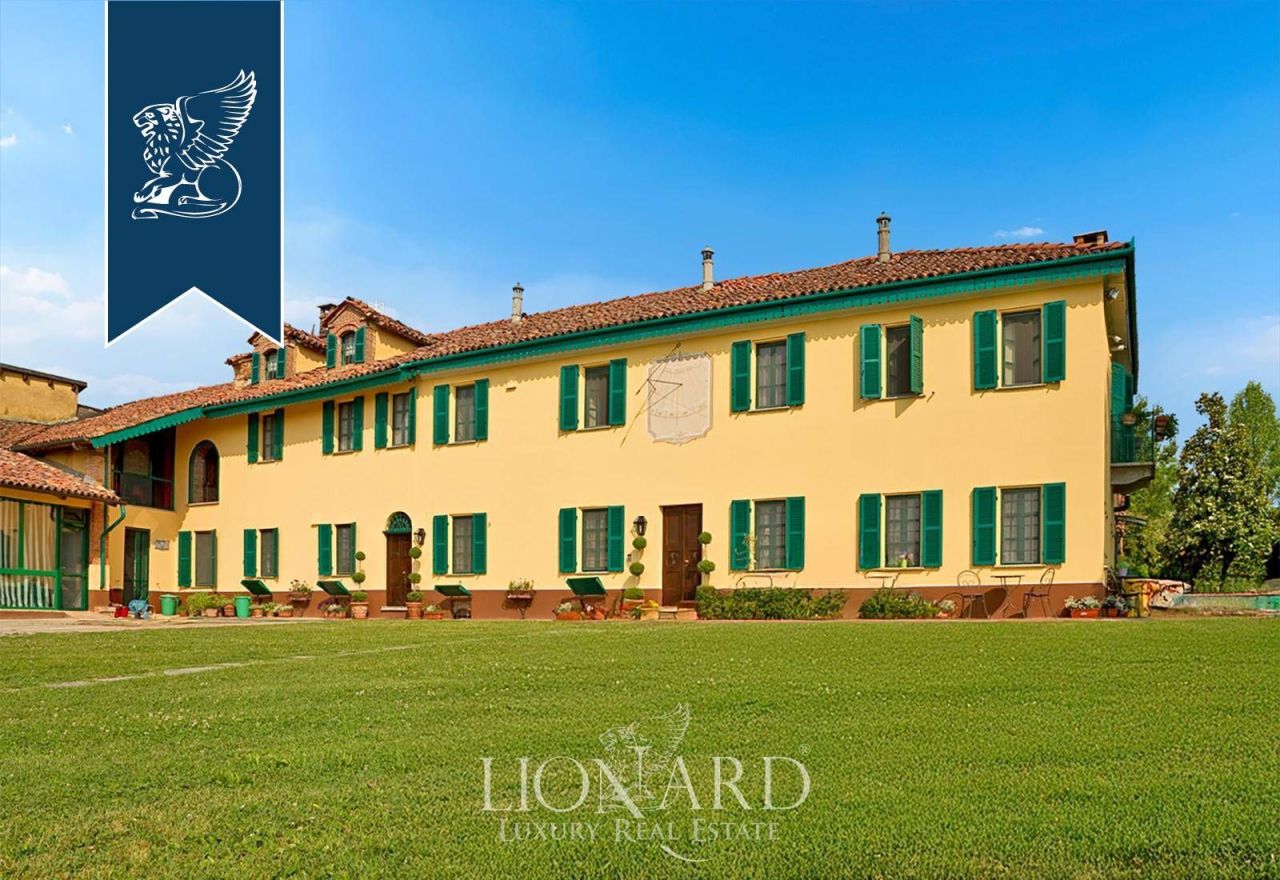 Farm in Asti, Italien, 1 146 m² - Foto 1