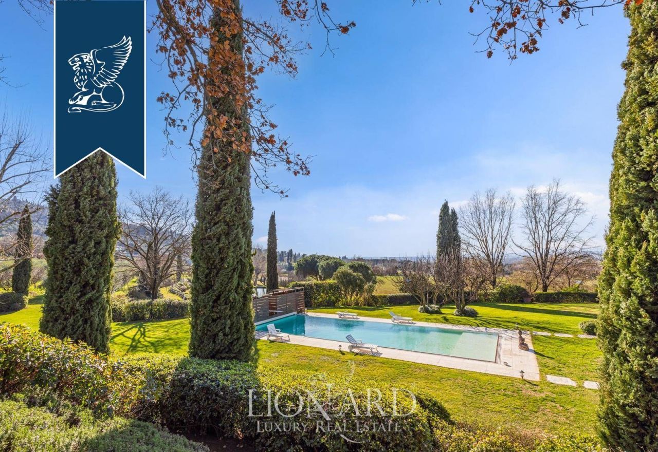 Villa in Arezzo, Italy, 1 000 m² - picture 5