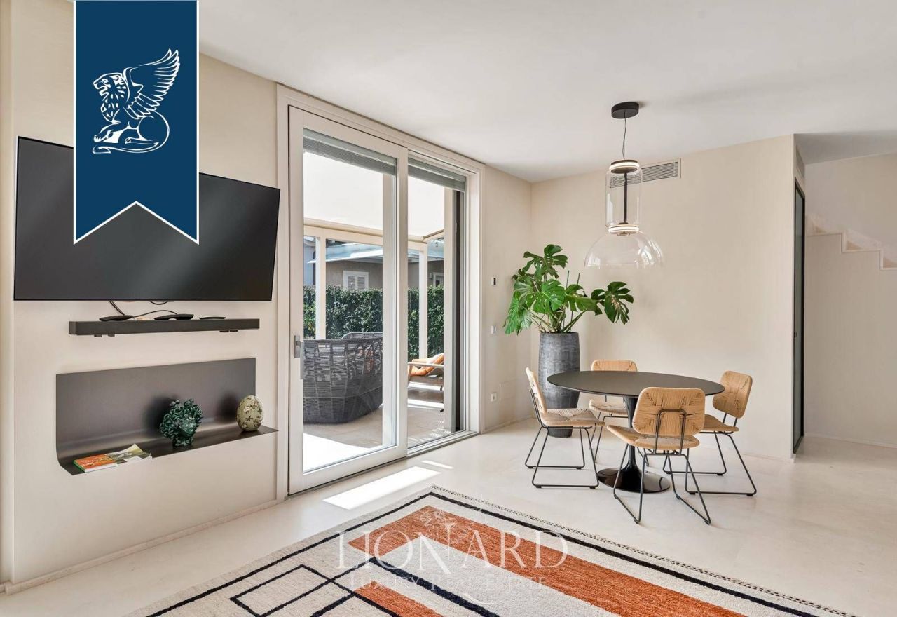 Villa in Pietrasanta, Italy, 200 m² - picture 6