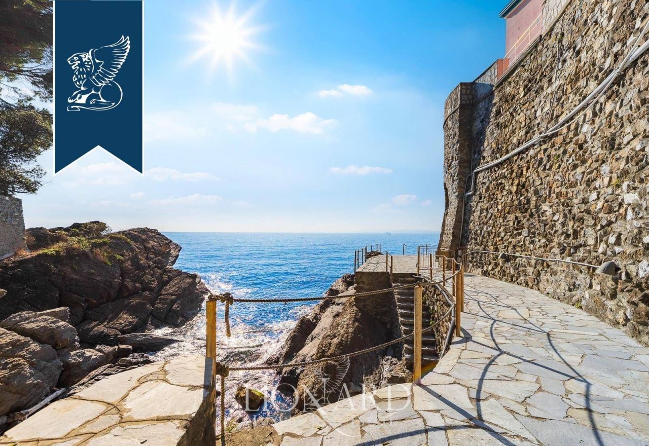 Villa à Gênes, Italie, 500 m² - image 7