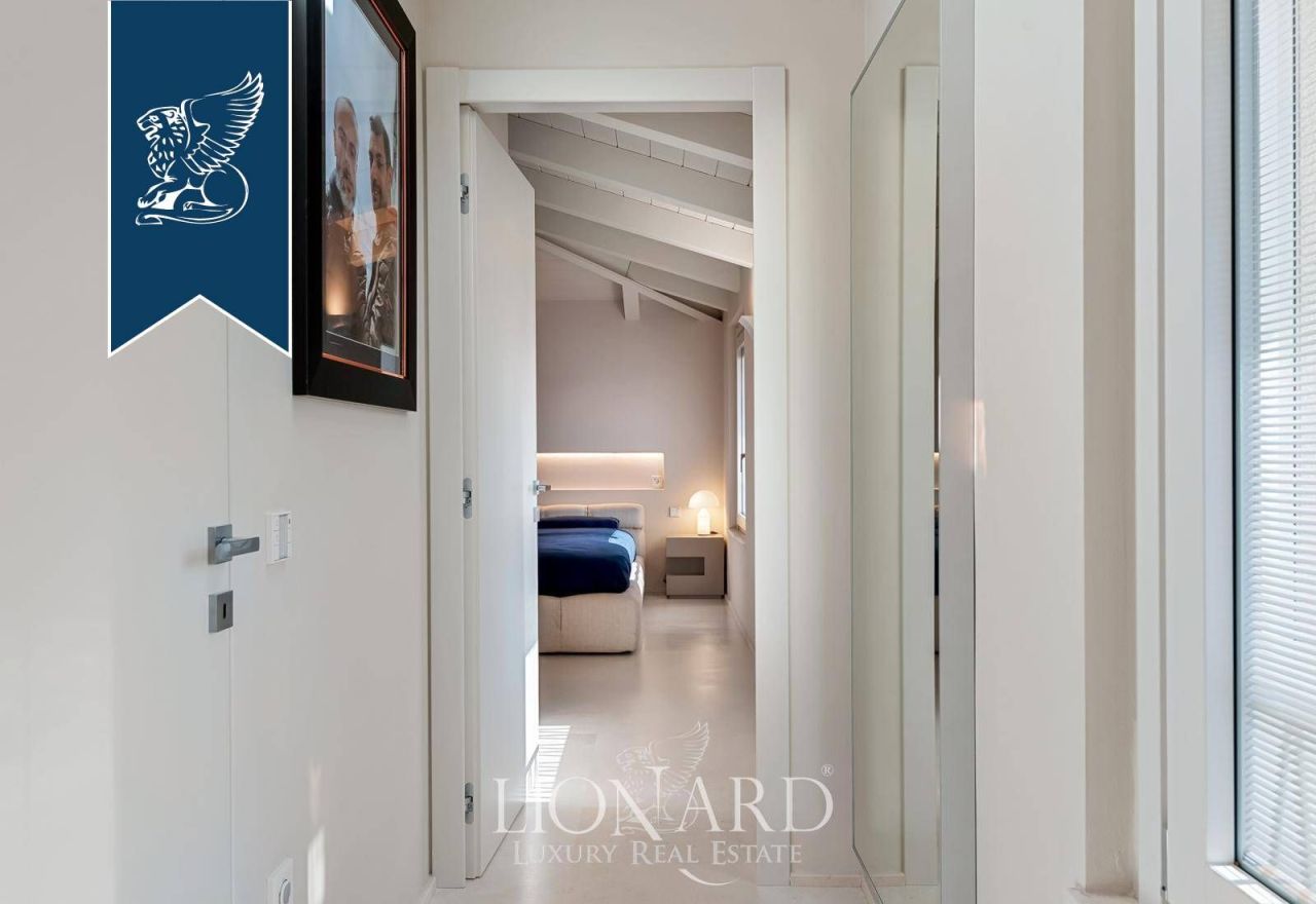 Villa in Pietrasanta, Italy, 200 m² - picture 12