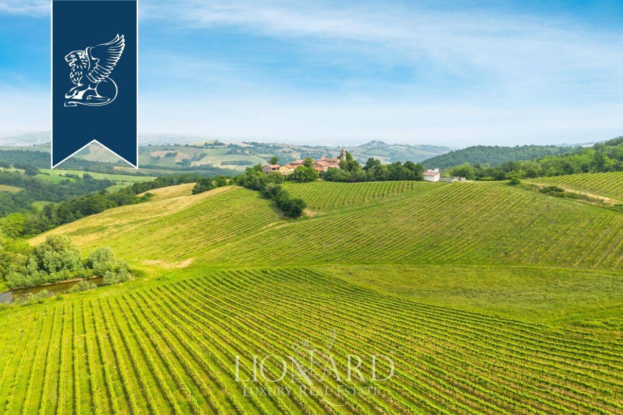 Villa a Piacenza, Italia, 3 000 m² - foto 13