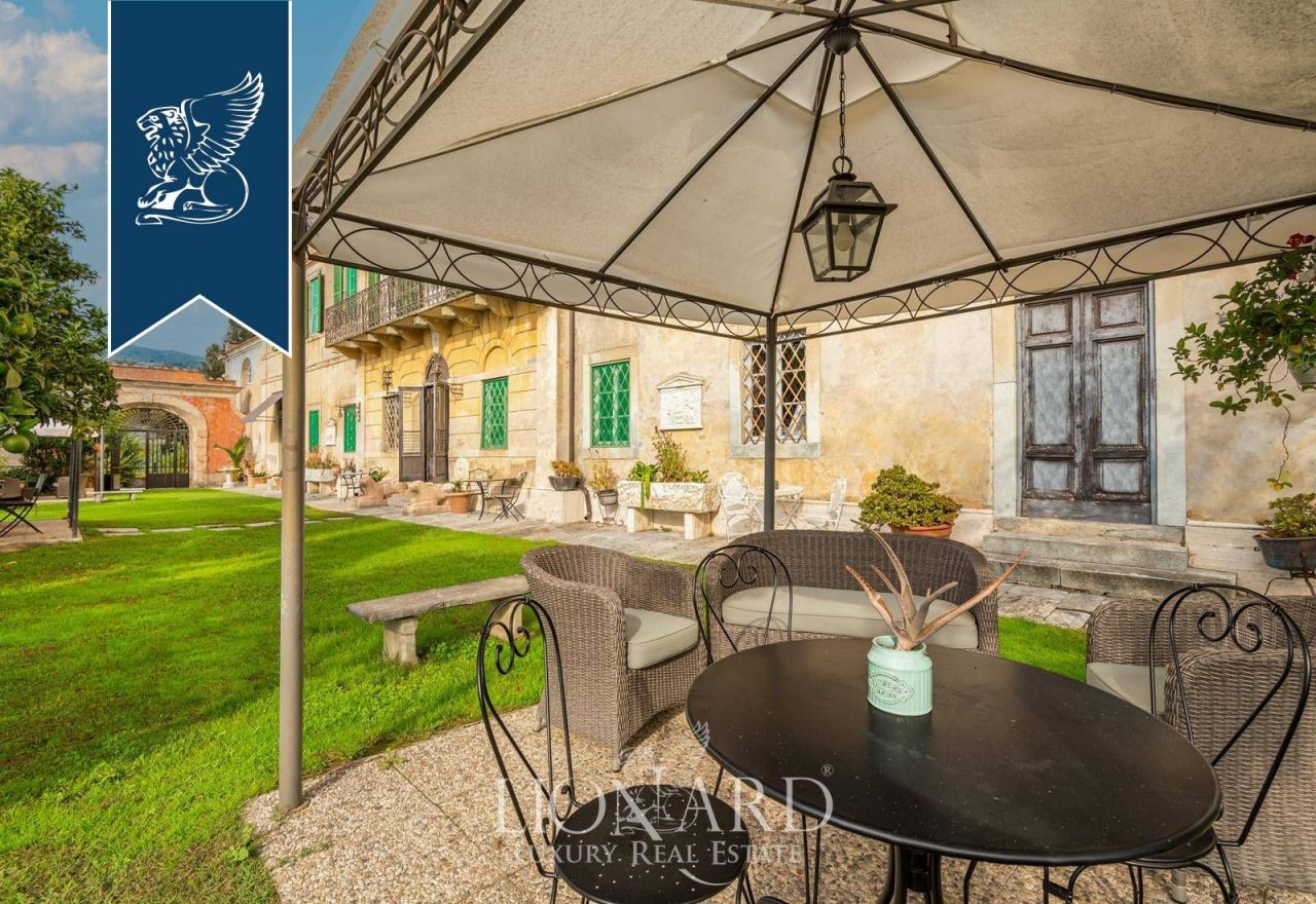 Villa à Camaiore, Italie, 900 m² - image 16