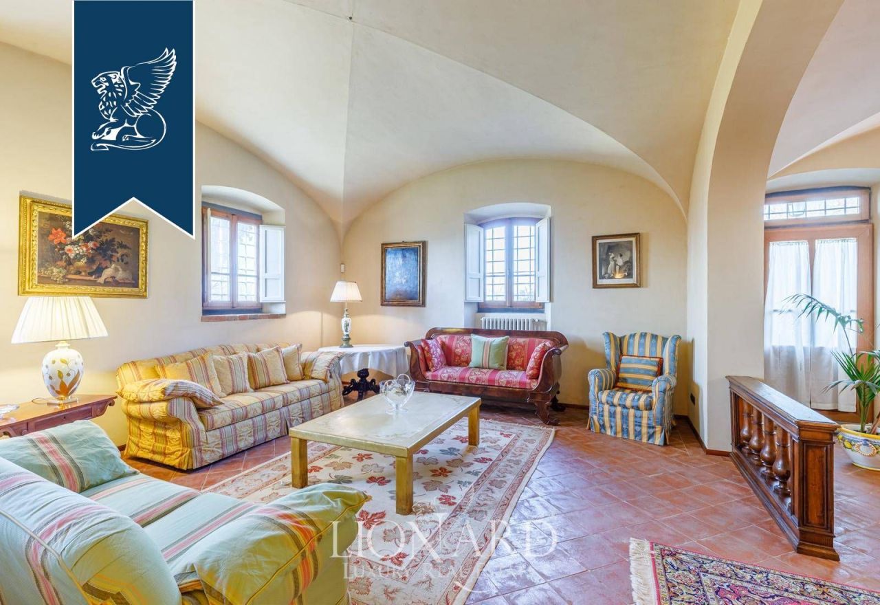 Villa en Arezzo, Italia, 860 m² - imagen 16