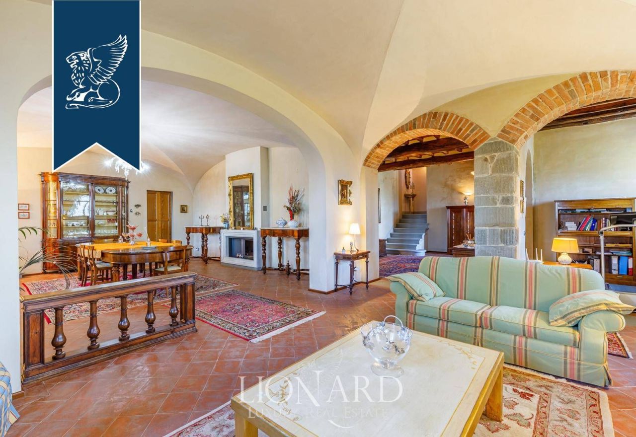 Villa en Arezzo, Italia, 860 m² - imagen 18