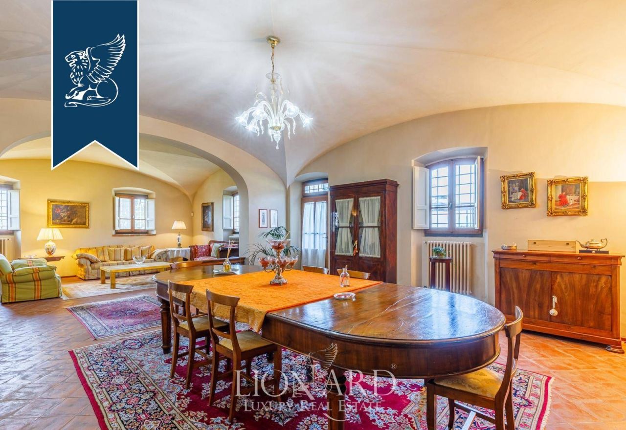 Villa en Arezzo, Italia, 860 m² - imagen 19