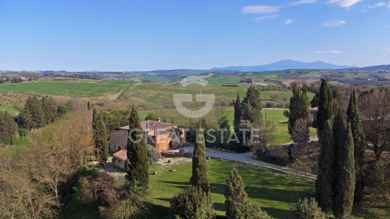 Maison à Bonconvento, Italie, 627.35 m² - image 1