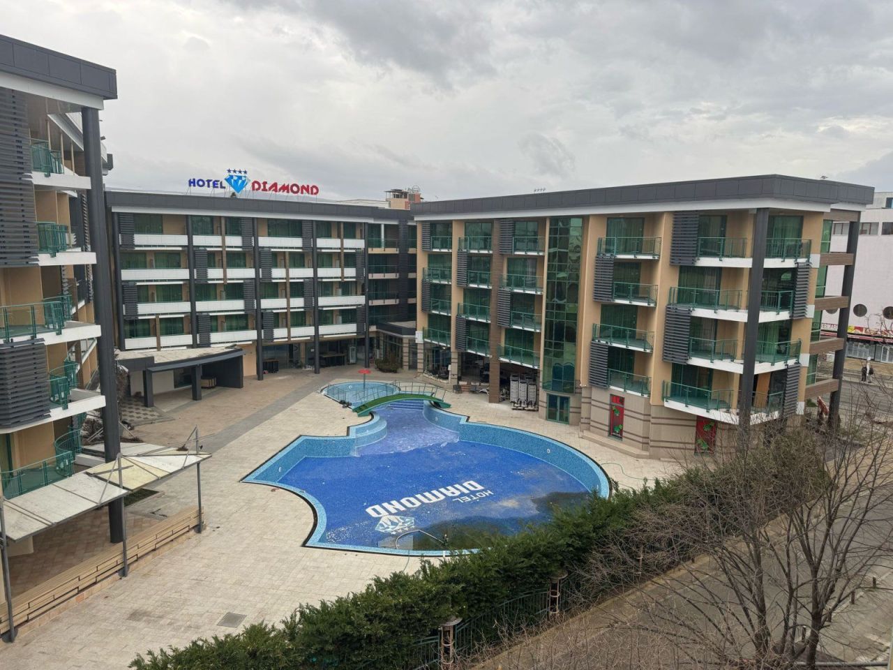 Appartement à Slantchev Briag, Bulgarie, 80 m² - image 1