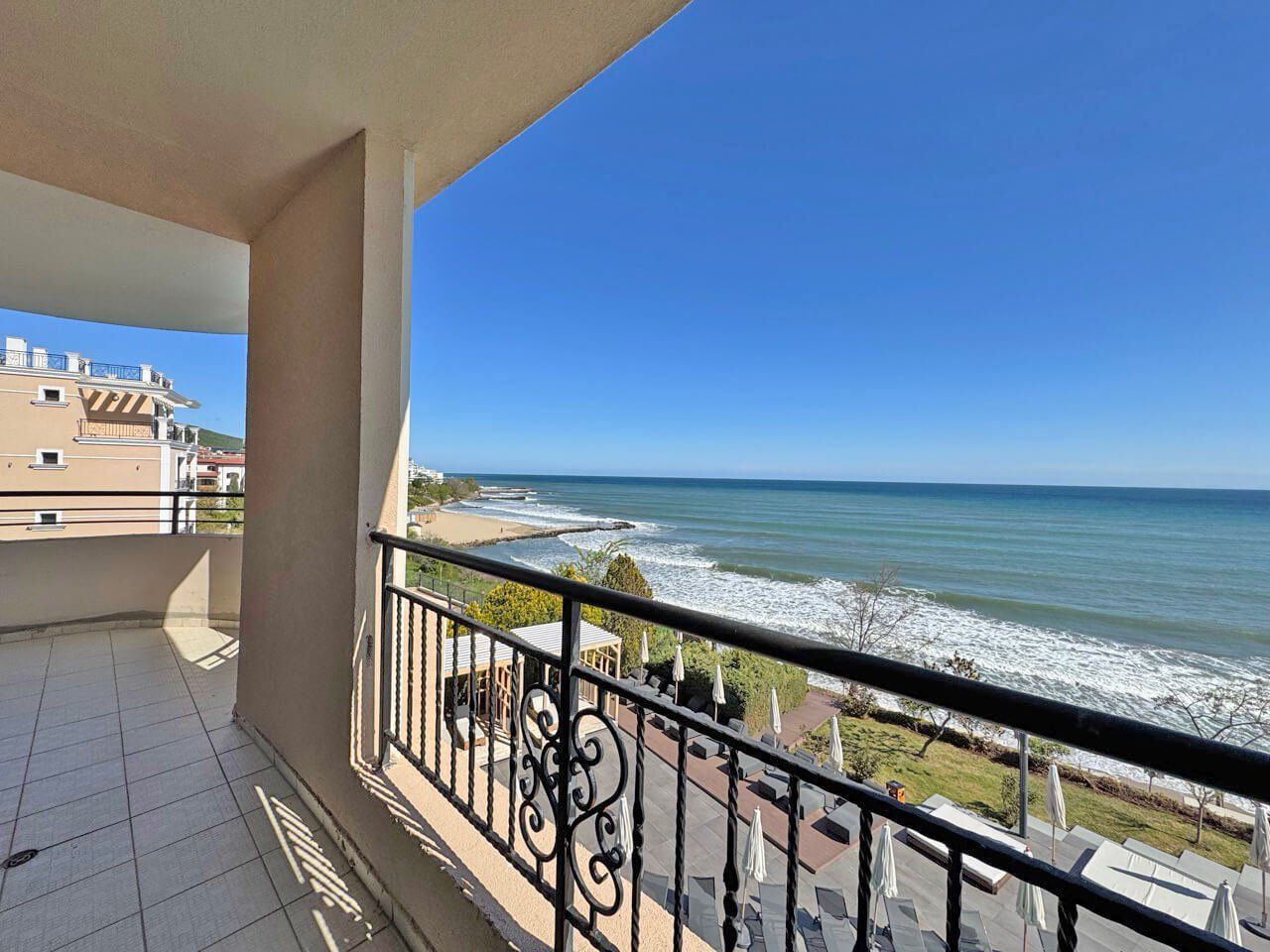 Appartement à Sveti Vlas, Bulgarie, 113 m² - image 1