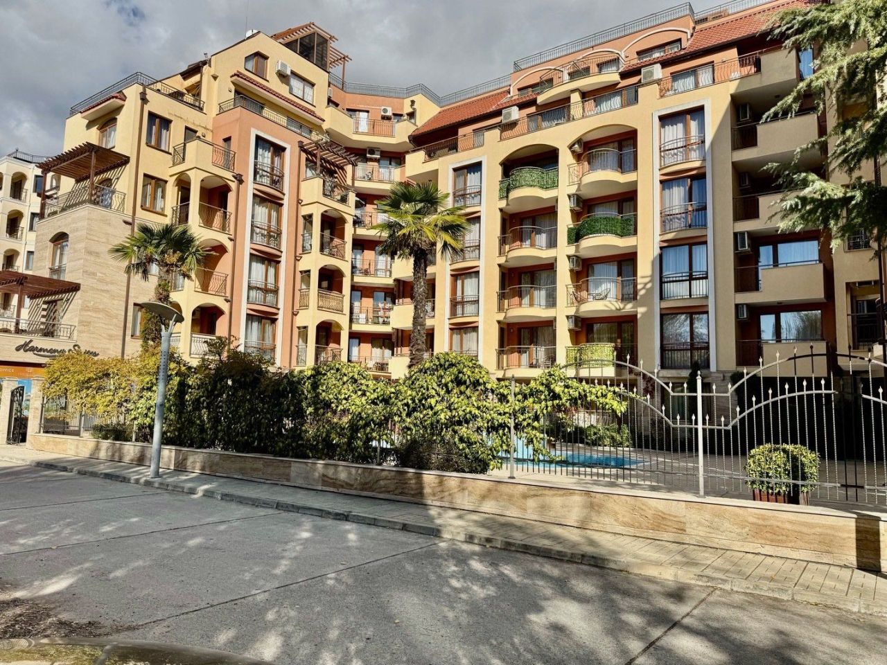 Appartement à Slantchev Briag, Bulgarie, 52 m² - image 1