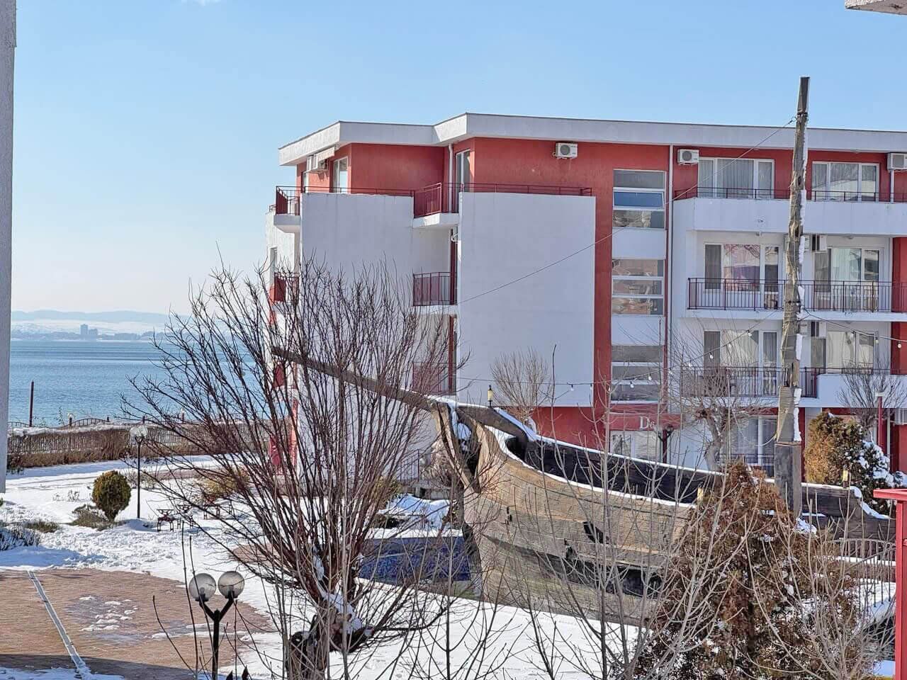 Apartment in Elenite, Bulgaria, 72 m² - picture 1
