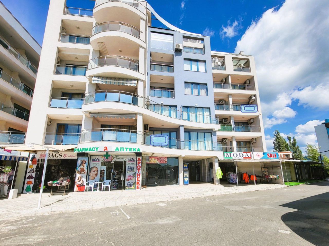 Appartement à Slantchev Briag, Bulgarie, 72 m² - image 1