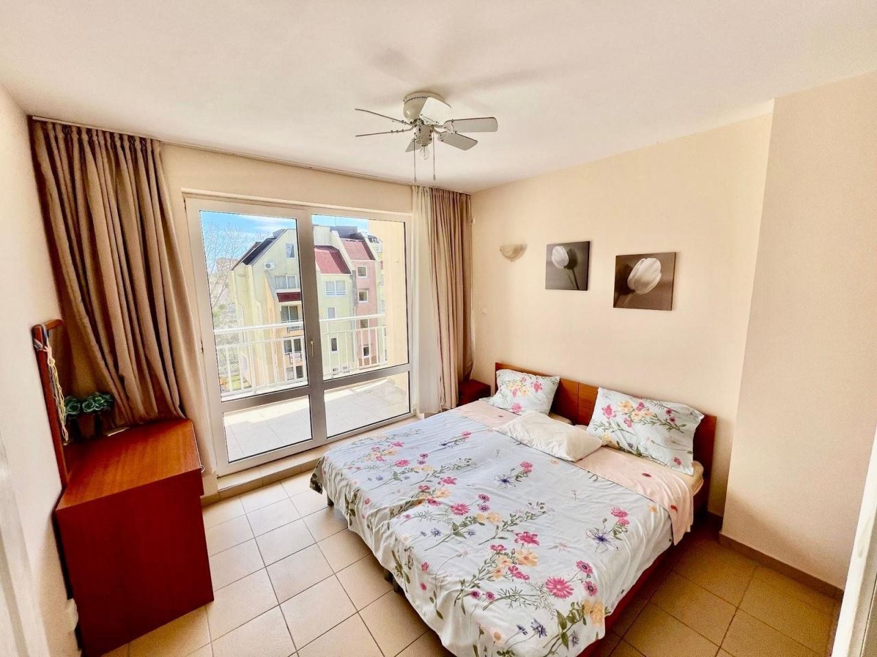 Appartement à Slantchev Briag, Bulgarie, 89 m² - image 4