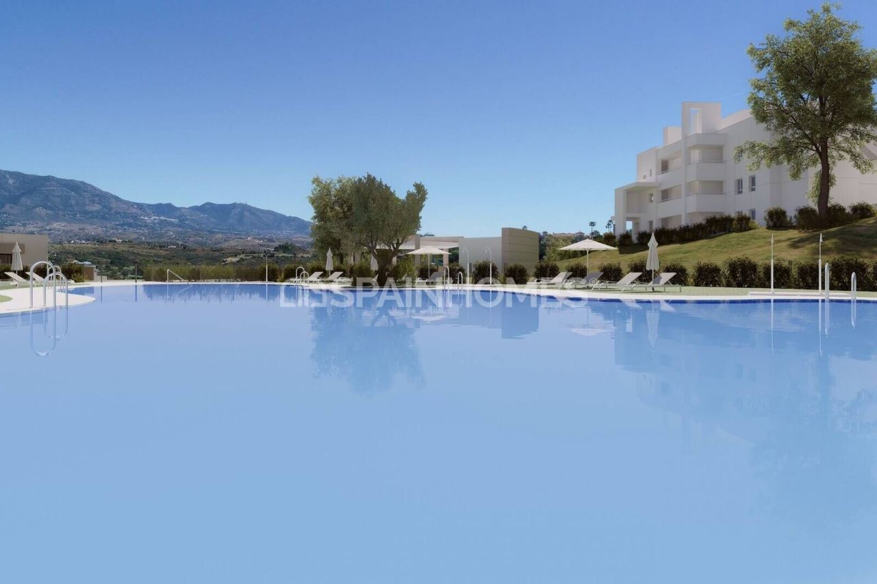 Apartment in Mijas, Spain, 102 m² - picture 1
