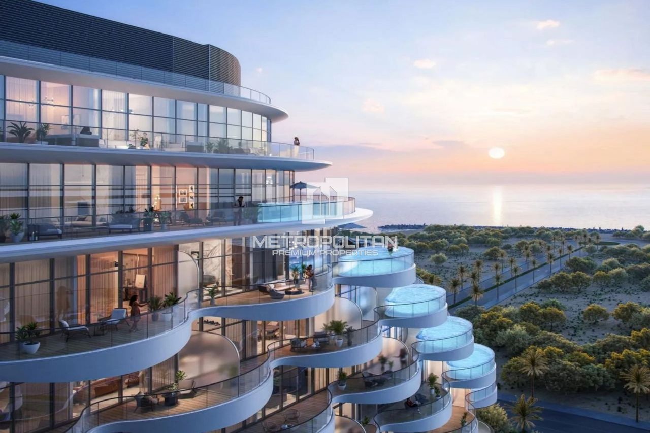 Apartment in Ras al-Khaimah, UAE, 418 m² - picture 1