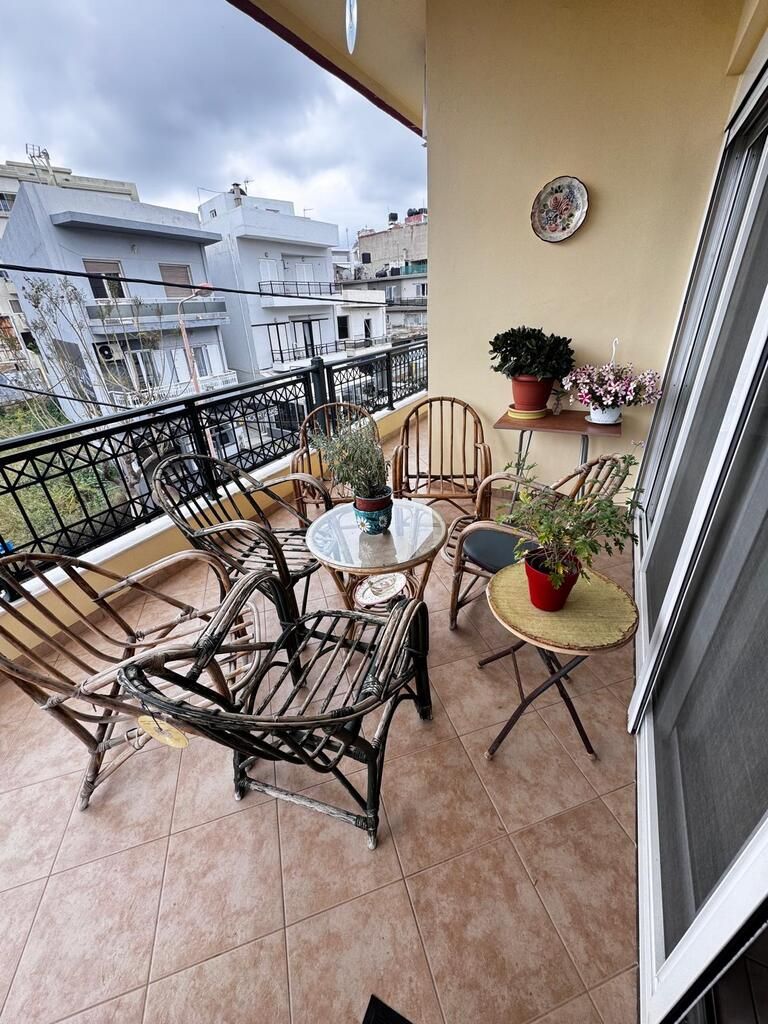 Piso en Heraclión, Grecia, 180 m² - imagen 1