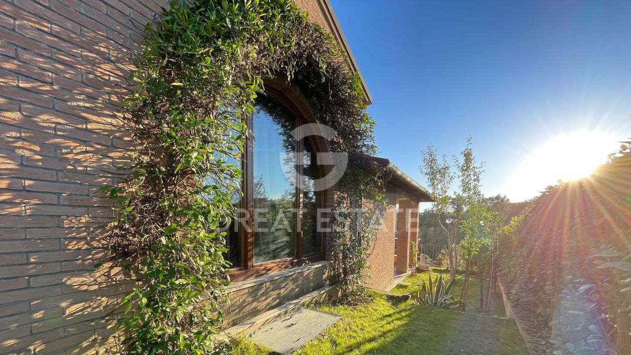 Villa in Montepulciano, Italy, 185.6 m² - picture 1