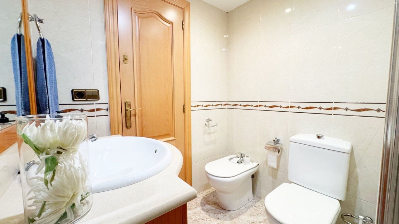 Apartamento en Malgrat de Mar, España, 78 m² - imagen 10