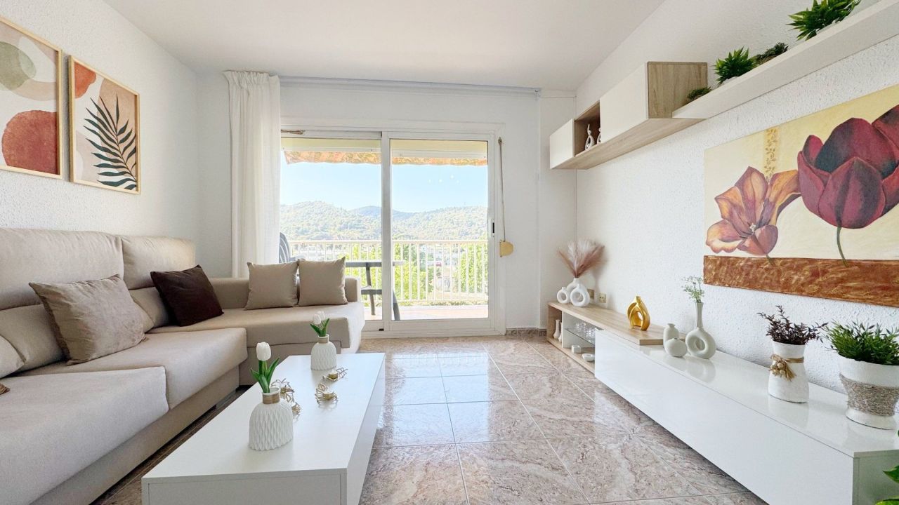 Apartamento en Malgrat de Mar, España, 78 m² - imagen 2