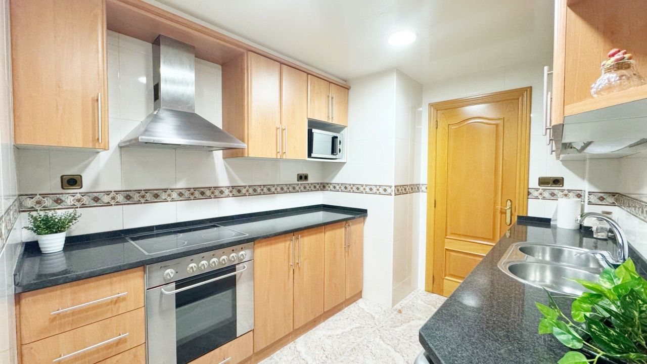 Apartamento en Malgrat de Mar, España, 78 m² - imagen 1