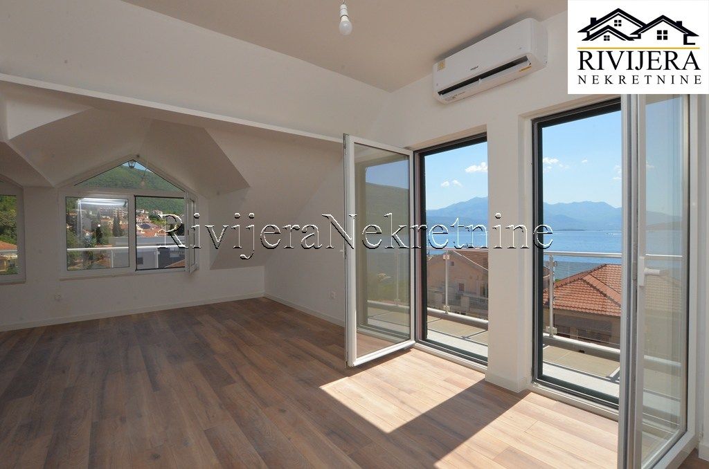 Appartamento a Herceg-Novi, Montenegro, 96 m² - foto 5