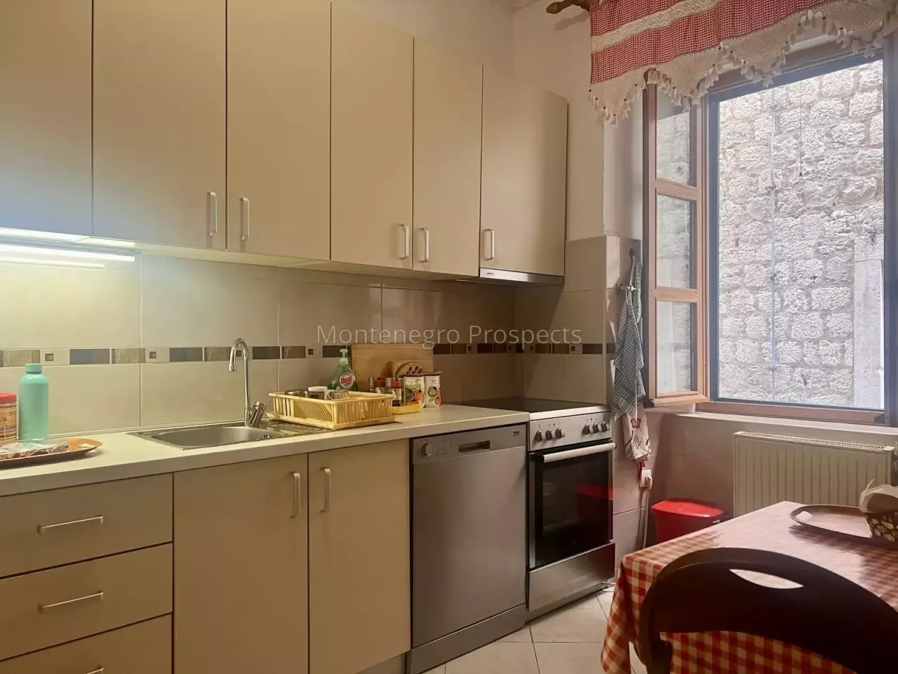 Appartamento a Kotor, Montenegro, 81 m² - foto 12