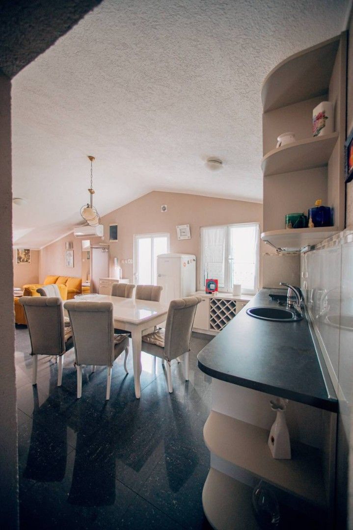 Hotel en Krimovica, Montenegro, 300 m² - imagen 4