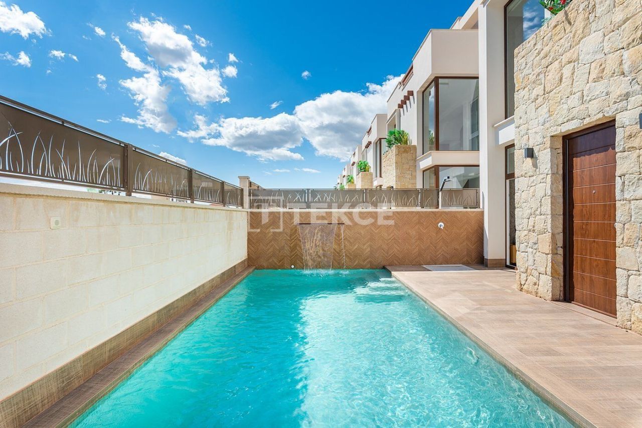 Villa in Los Montesinos, Spain, 191 m² - picture 1