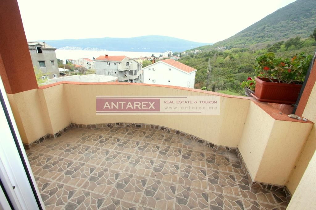 Apartamento en Bijela, Montenegro, 33 m² - imagen 1