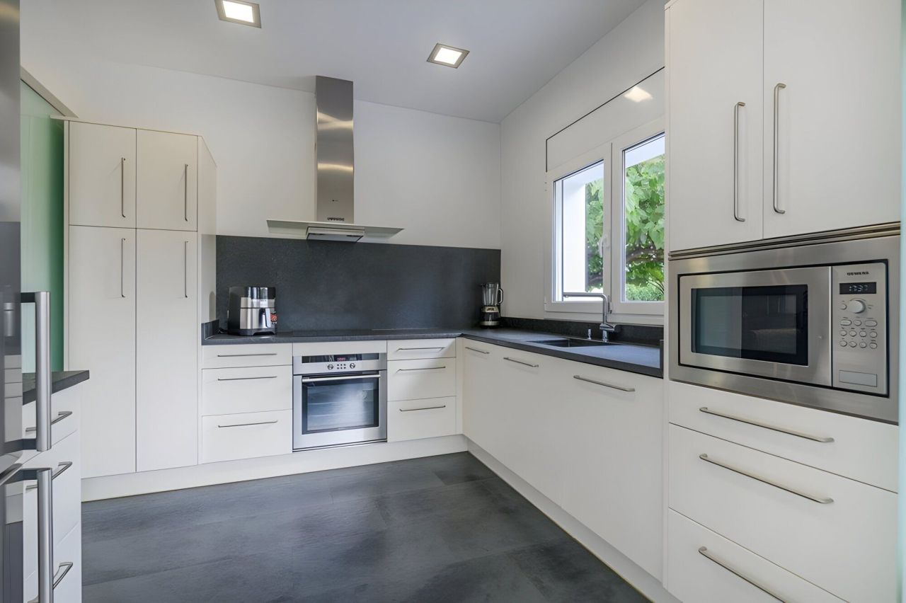 Casa a Castelldefels, Spagna, 232 m² - foto 14