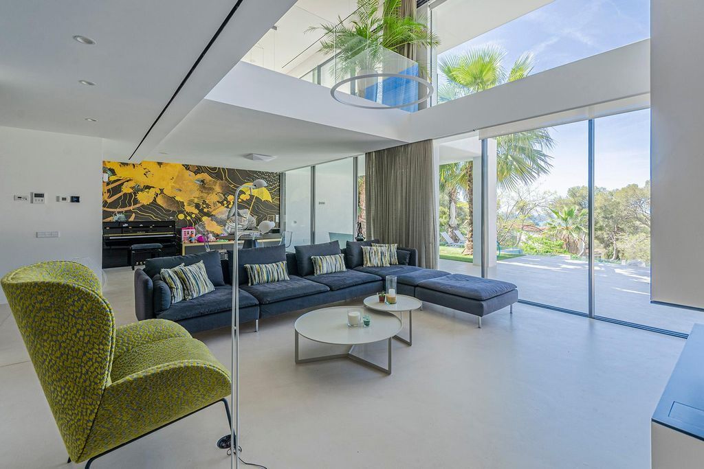 House in Castelldefels, Spain, 740 m² - picture 10