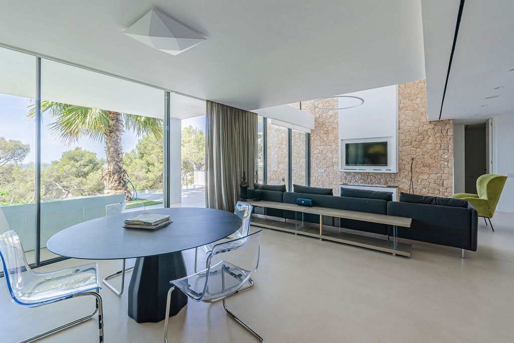 House in Castelldefels, Spain, 740 m² - picture 8