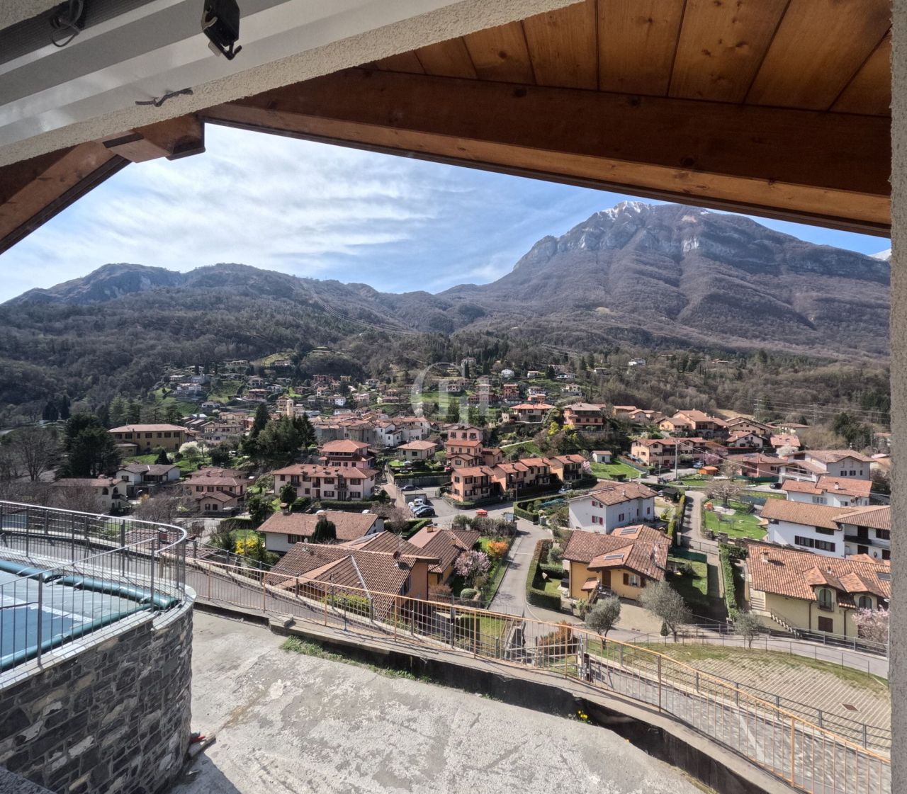 Villa par le Lac de Côme, Italie, 330 m² - image 7