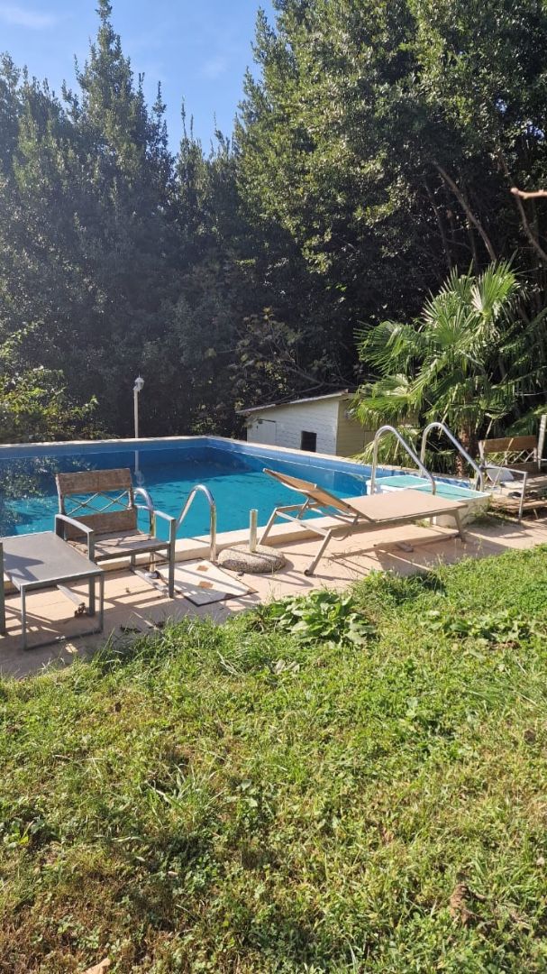 Propiedad comercial en Herceg-Novi, Montenegro, 143 m² - imagen 1