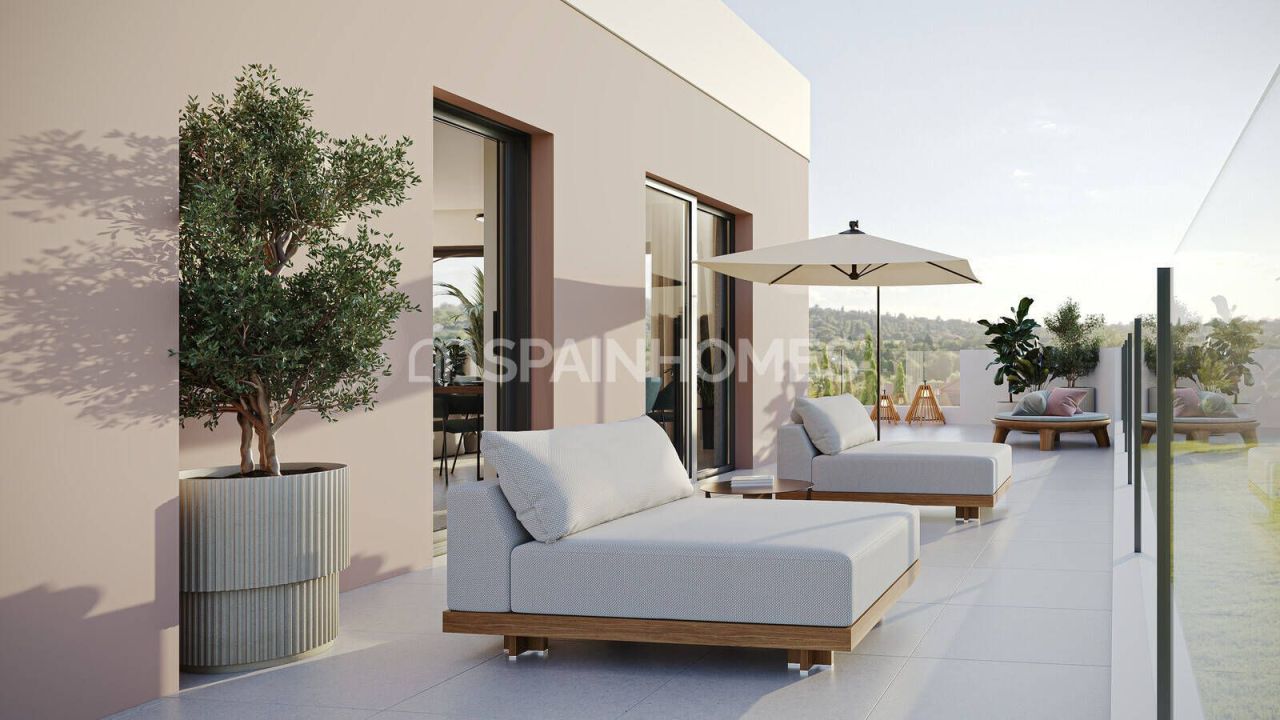 Penthouse in Marbella, Spain, 105 m² - picture 1