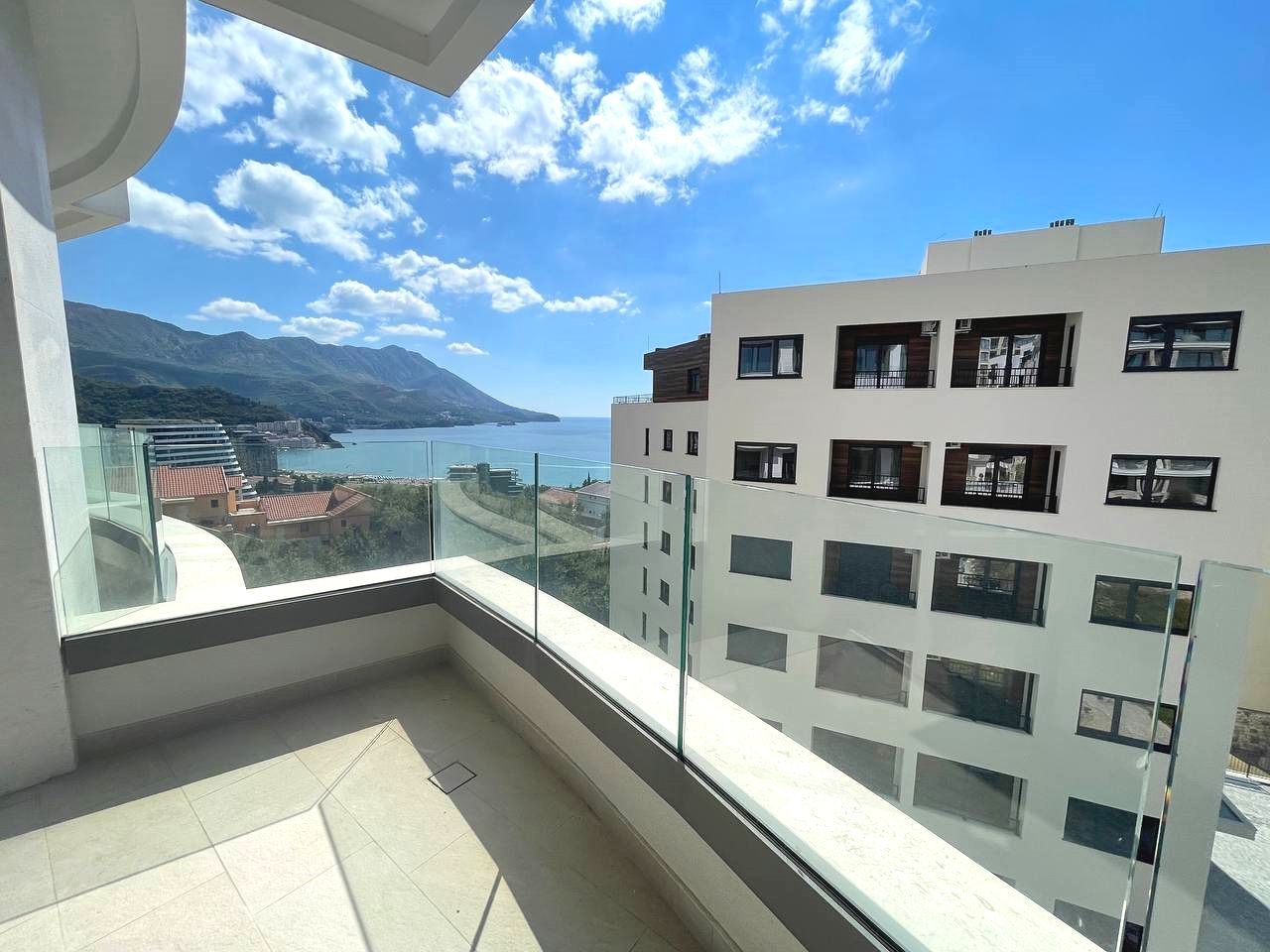 Apartment in Becici, Montenegro, 75 m² - Foto 1