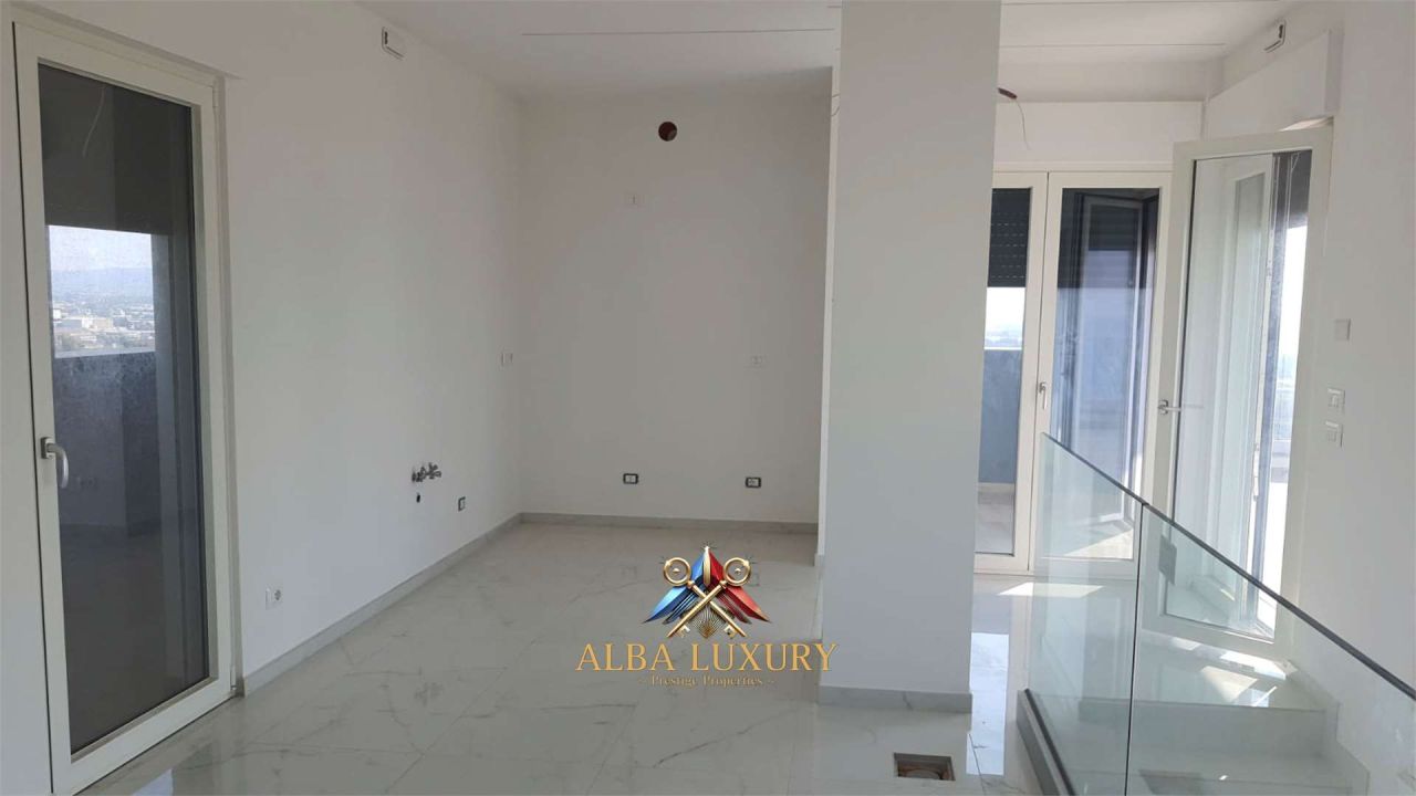 Apartment in Salerno, Italy, 120 m² - picture 6