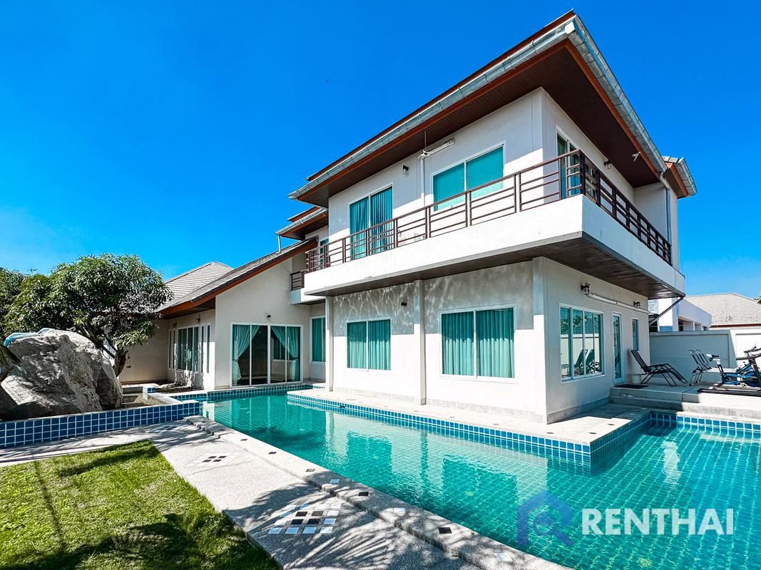 House in Pattaya, Thailand, 422 m² - picture 1