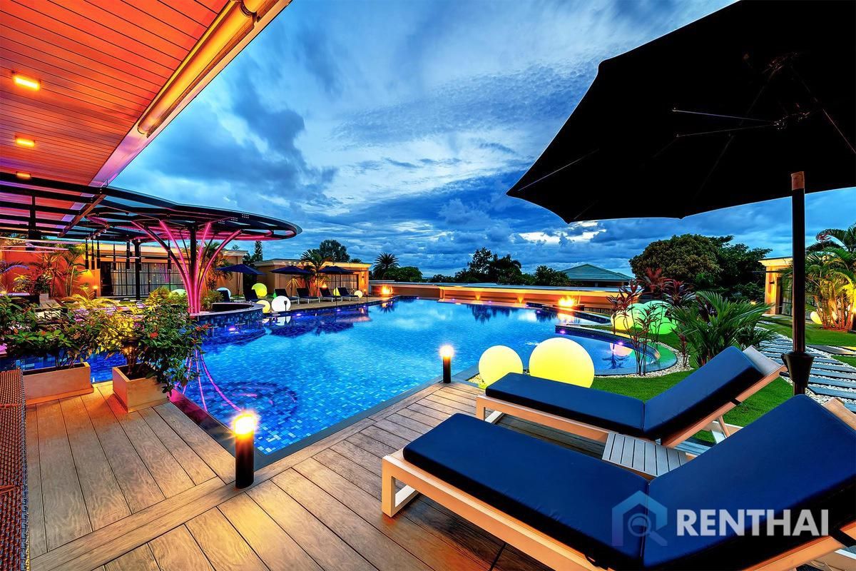 Villa en Pattaya, Tailandia, 1 700 m² - imagen 2