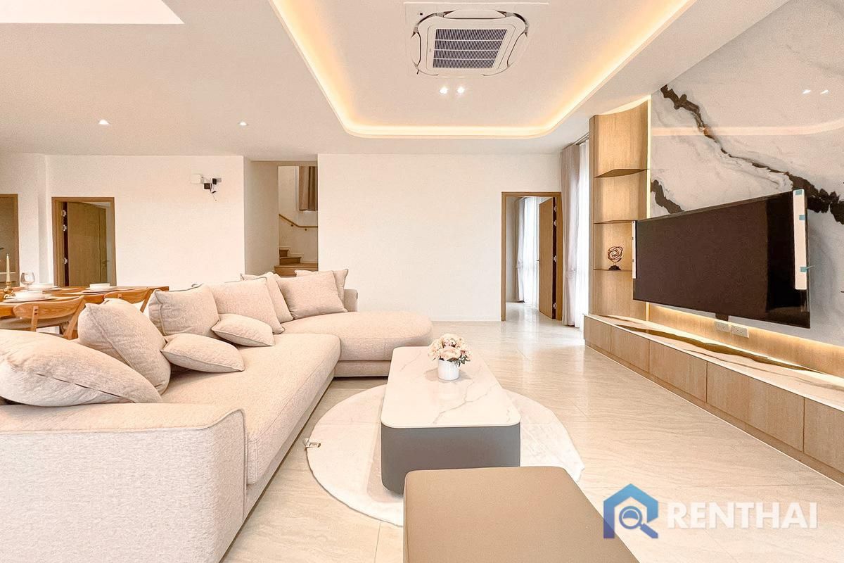 Haus in Pattaya, Thailand, 263 m² - Foto 2