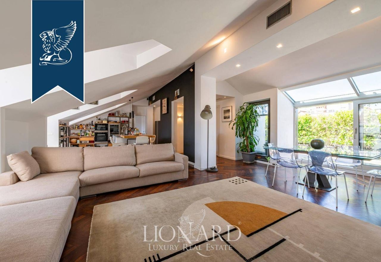 Apartamento en Milán, Italia, 232 m² - imagen 1