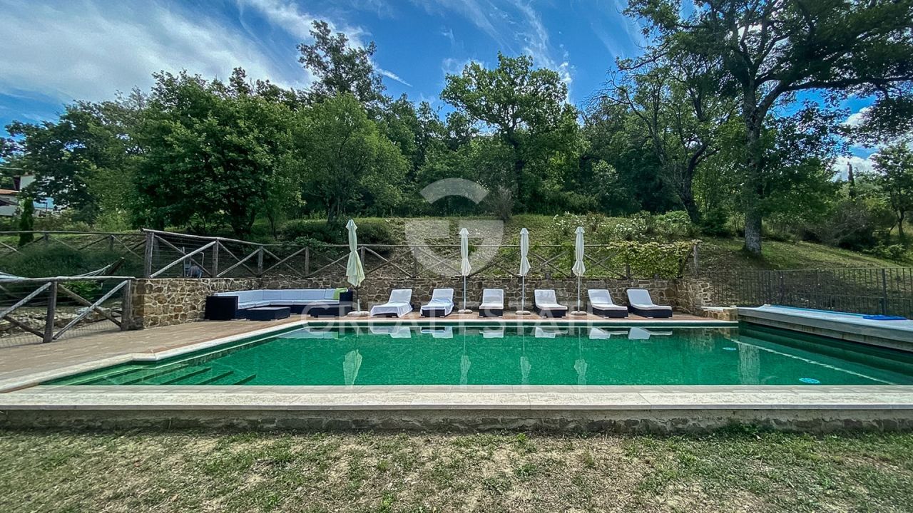 House Castiglione d'Orcia, Italy, 195.6 m² - picture 8